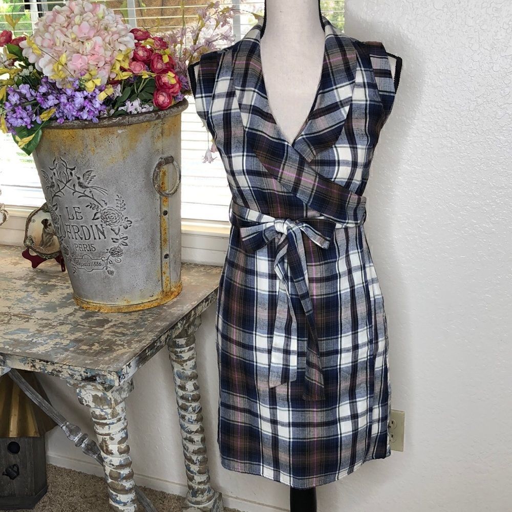 Anthropologie 11.1.Tylho Plaid Wrap Dress